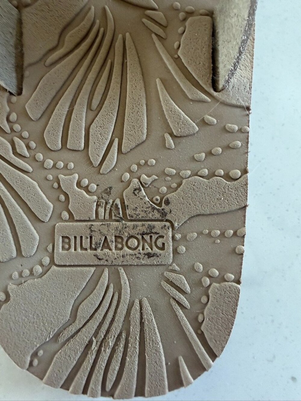 Billabong Metallic Silver Thong Flip Flops Beach Summer Sandals - Picture 5 of 13